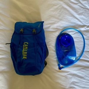 CamelBak Arete 18 Hydration Pack - 1.5 Liters Blue